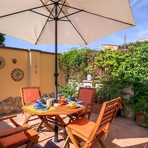 Colosseo Residenza Sette Sale , Rome Italy